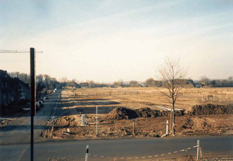 Blick in die Raiffeisenstraße 1996